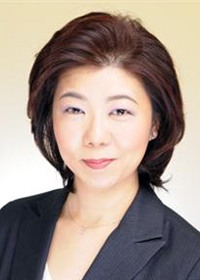 明石　久美