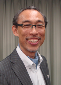 新井　信昭