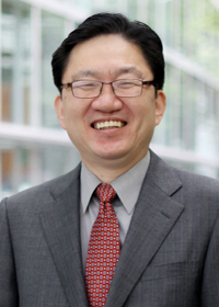 亀谷　保孝
