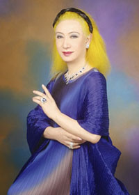 美輪　明宏