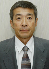 武石　宣夫