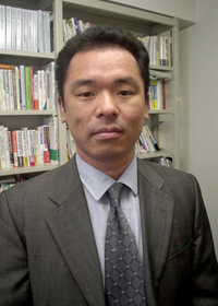 上村　敏之