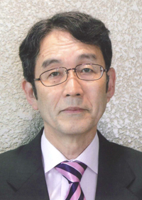 山本　健治